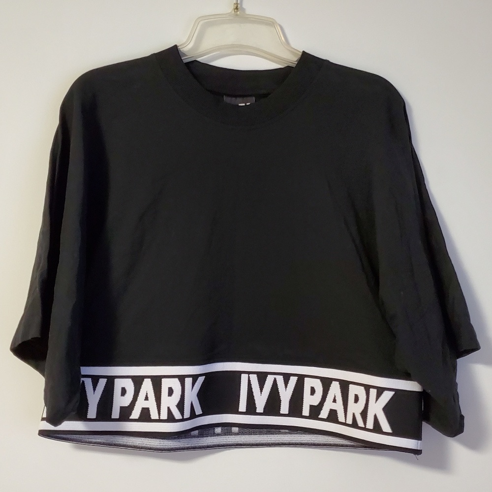 NWOT IVY PARK athletic black top